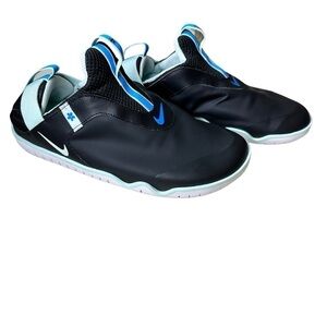 Nike Zoom Pulse Sneakers Men’s Shoes Comfort
Nurse Medical. Size 7.5